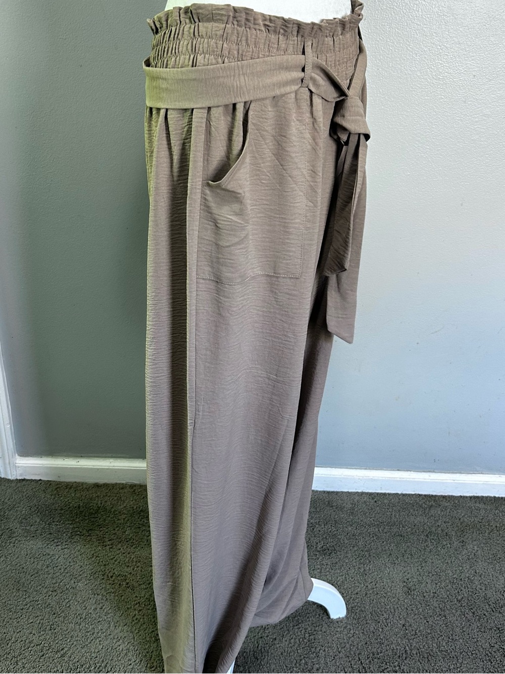 Chiclily High Rise Wide Leg Pants Belted Elastic Waist Taupe New - Picture 2 of 8